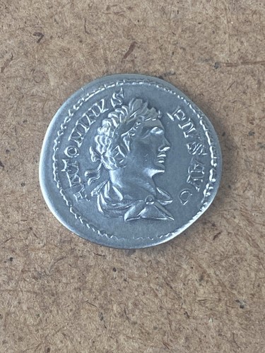 Moneta romana antoninus antica - antoninus,