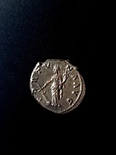 Denario di Adriano (117-138